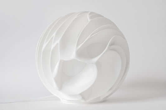 O6 Lava Sculpted Lamp