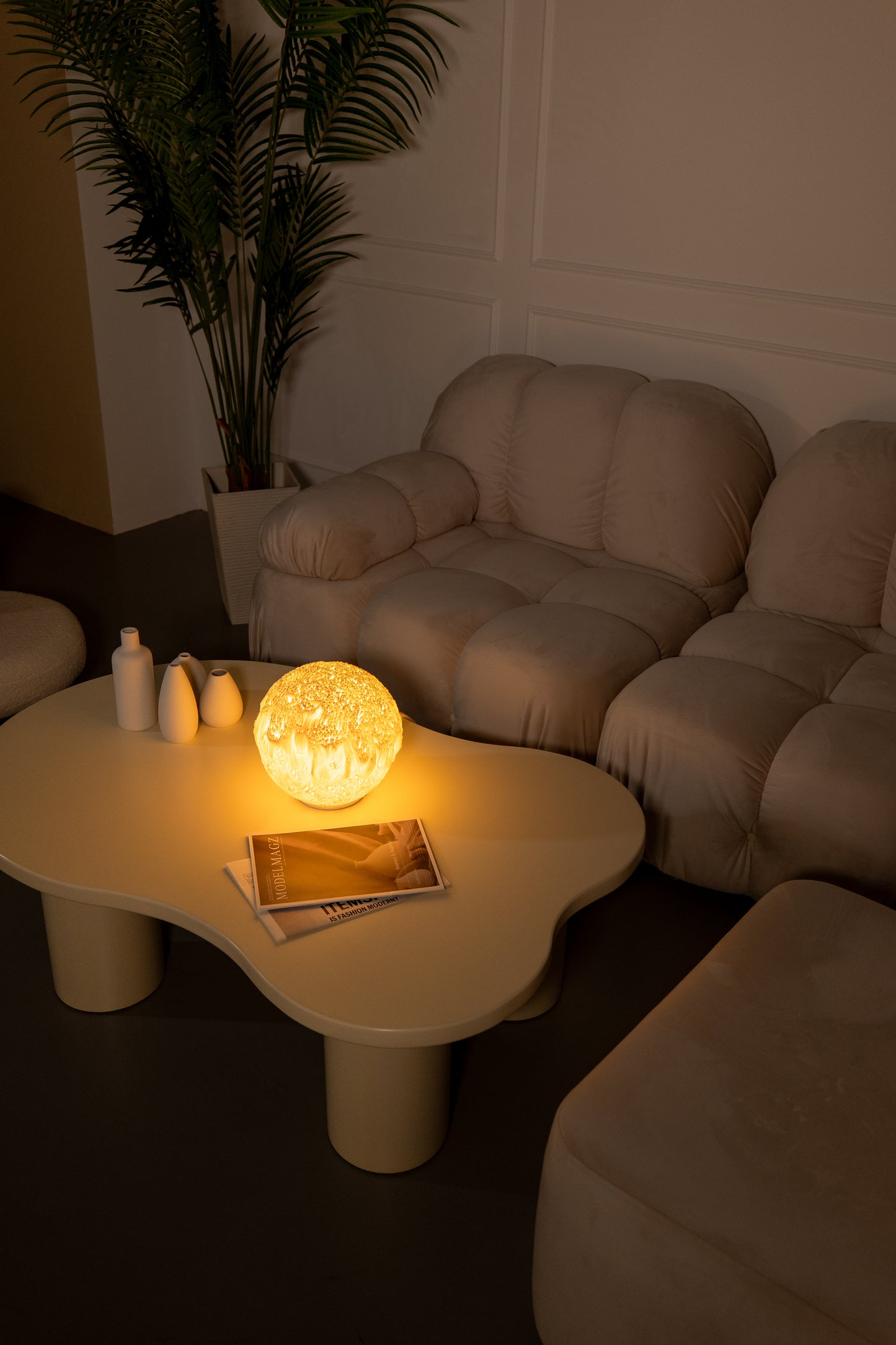 O9 Reef Sculpted Lamp