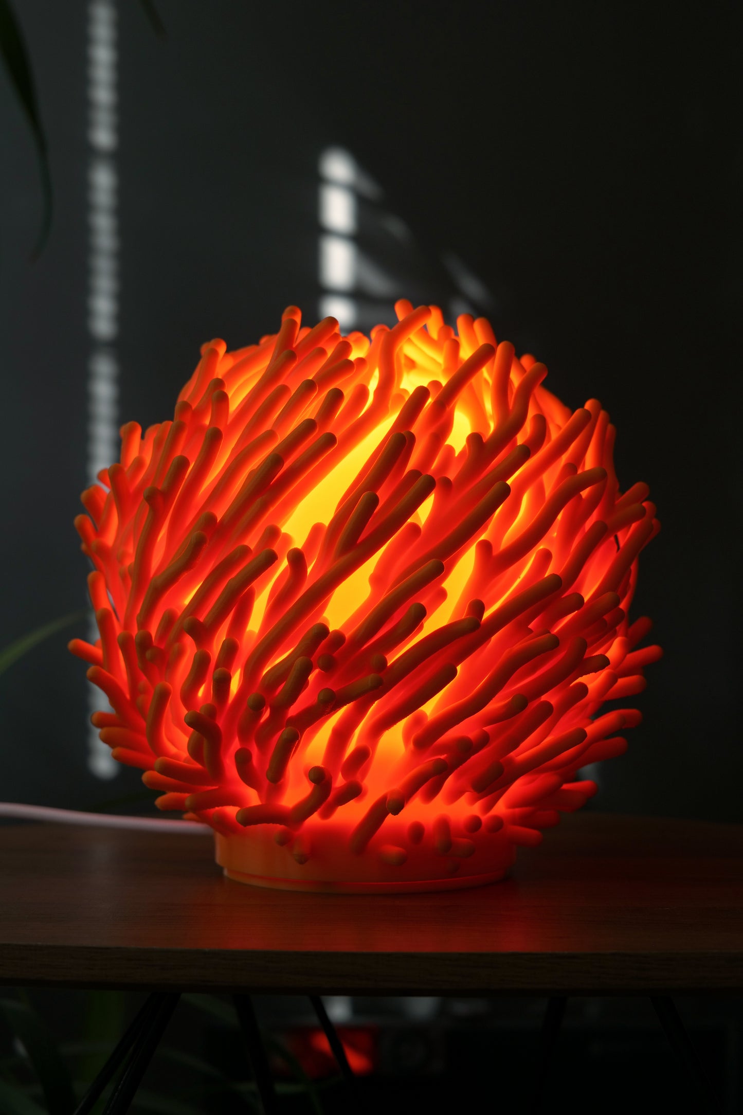 O7 Coral Sculpted Lamp
